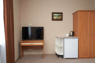 Гостиница Юлиана Евпатория Четырехместный номер с балконом-6