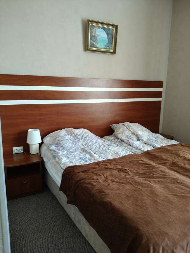 Гостиница Юлиана Евпатория-100